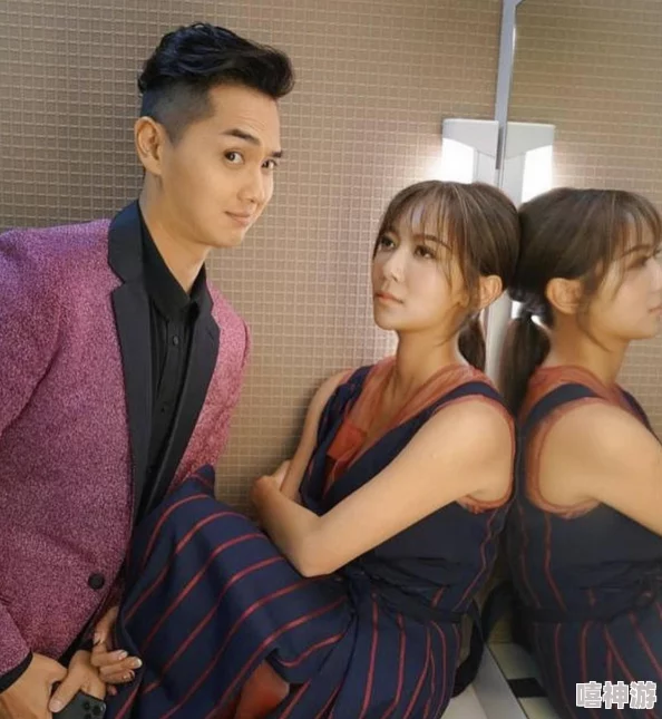 蜜桃在线：全新社交平台上线，带你体验不一样的互动乐趣与甜蜜交流！