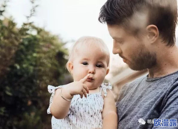 彩虹男孩小蓝gary：一个勇敢追求自我认同与爱的故事，展现了多元文化背景下的成长与挑战